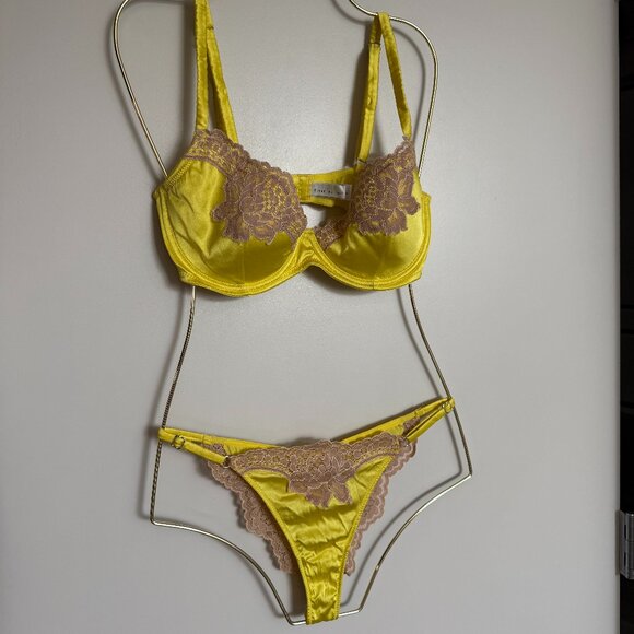Fleur du Mal Yellow Silk Satin & Lace Bra + Thong Set – 34D/XS - Picture 1 of 7